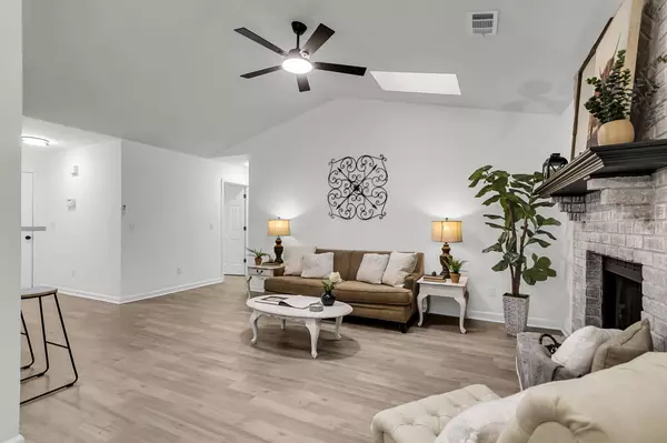 Ladson, SC 29456,9870 Levenshall Dr