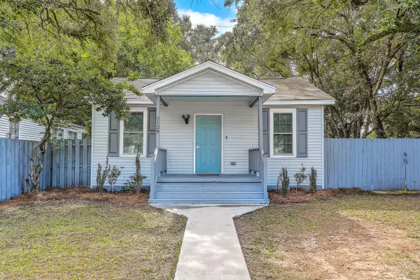 2129 Victory Ave, North Charleston, SC 29405