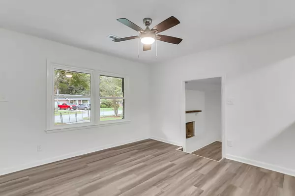 Summerville, SC 29485,210 Arbor Rd