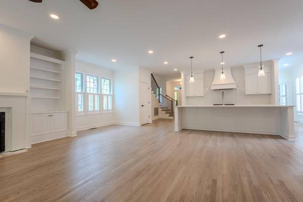 Daniel Island, SC 29492,117 Lucia St