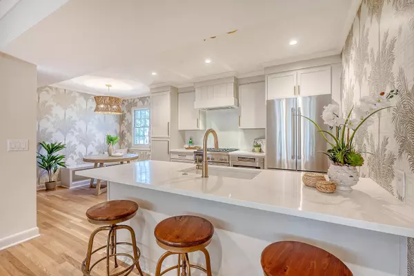 Charleston, SC 29401,7 Logan St #F