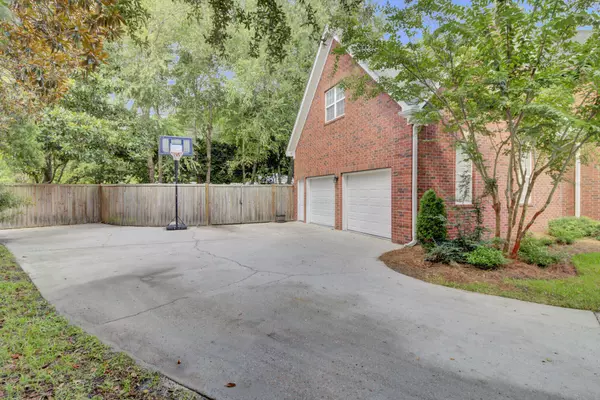 Summerville, SC 29483,104 Harpers Row