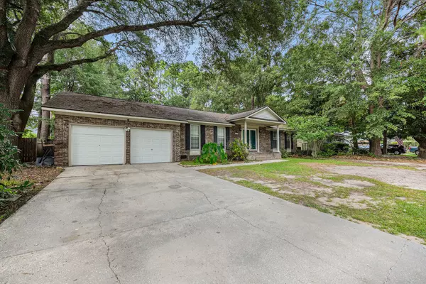 Summerville, SC 29483,110 Three Iron Dr