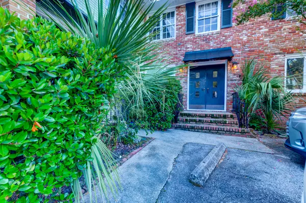 7 Doughty St #F, Charleston, SC 29403