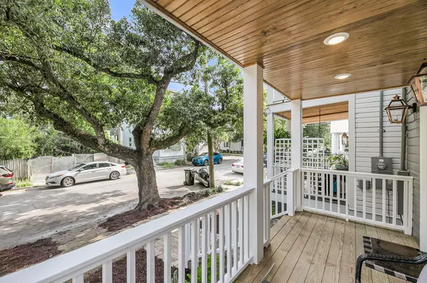 Charleston, SC 29403,65 Simons St