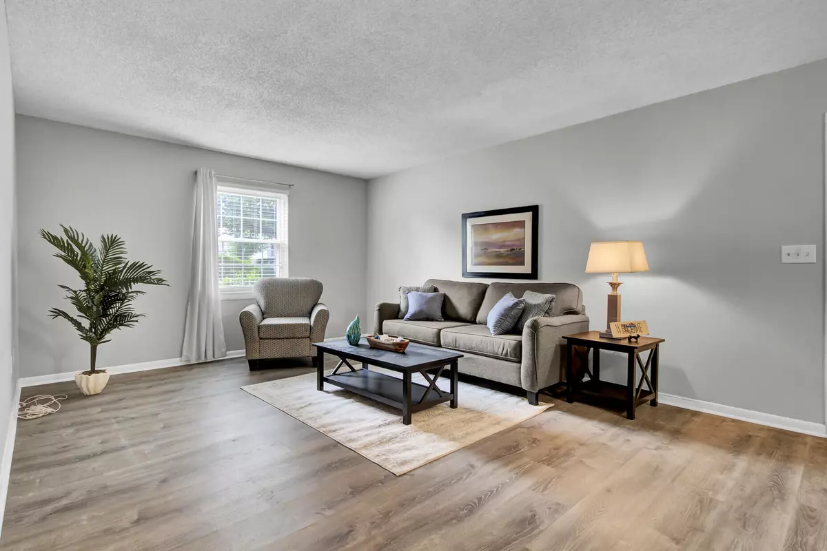 Charleston, SC 29412,21 Rivers Point Row #4b