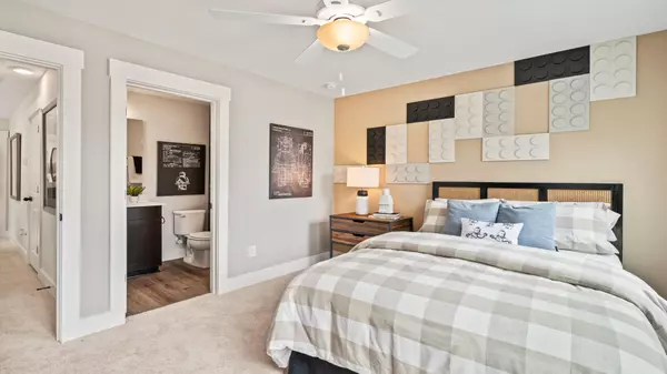 North Charleston, SC 29405,4633 Forrest Hills Dr #103