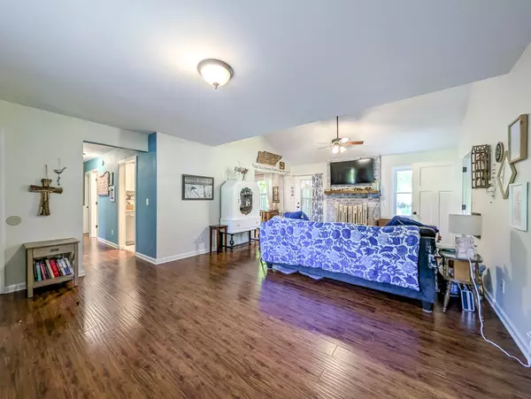 Summerville, SC 29485,610 Brailsford Blvd