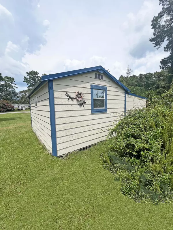 Manning, SC 29102,1156 W A. Gamble Rd