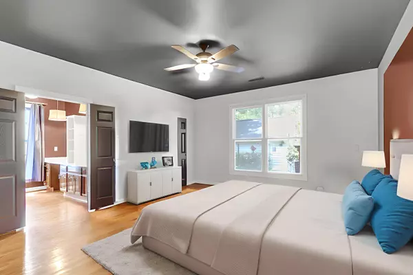 Summerville, SC 29485,304 Dogwood Cir