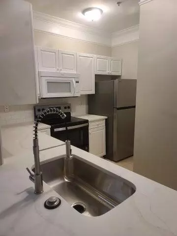 Charleston, SC 29412,1424 Telfair Way