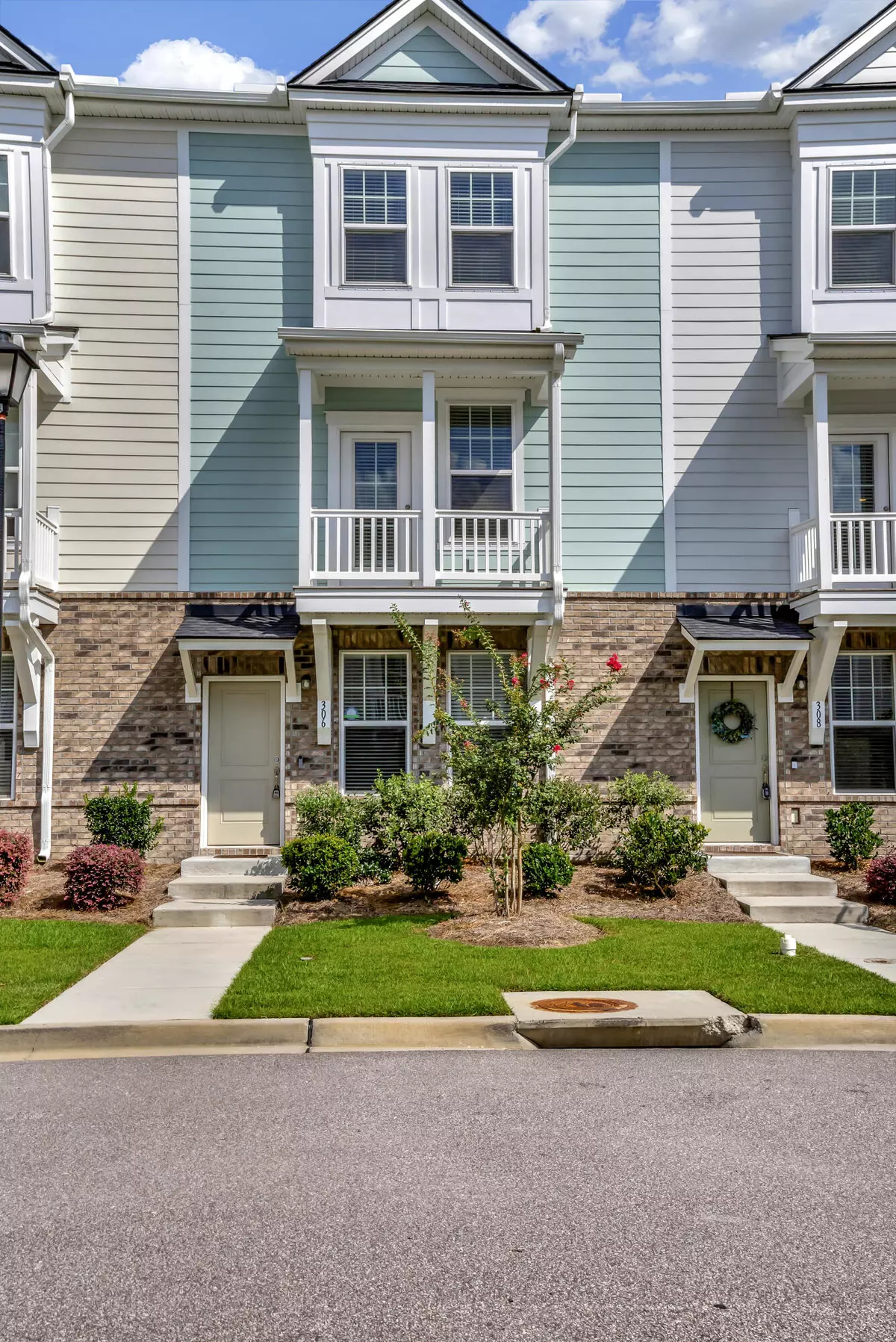 Charleston, SC 29492,306 Pathfinder Way