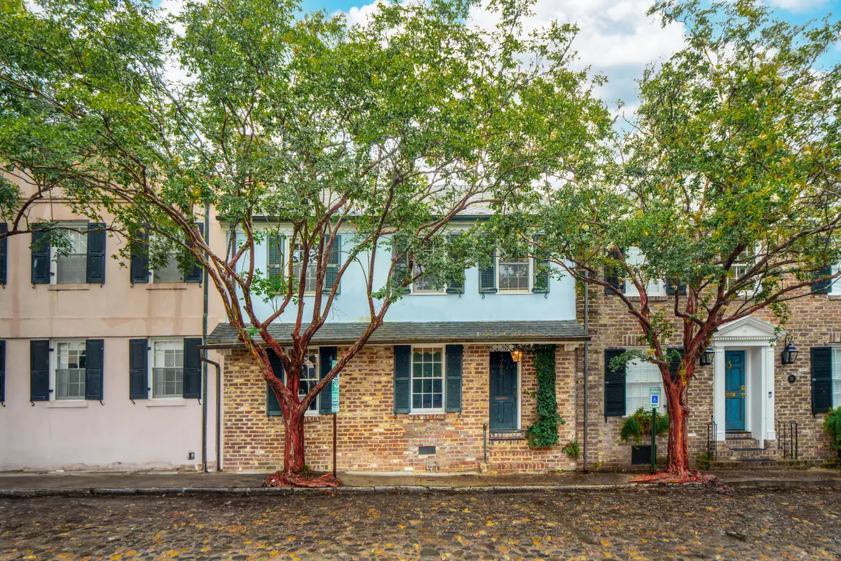 Charleston, SC 29401,34 N Adgers Wharf