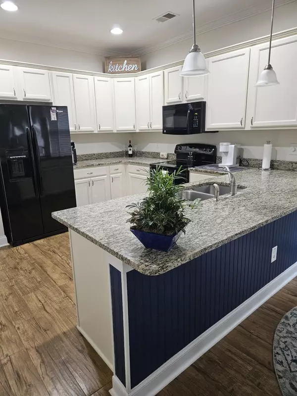 Mount Pleasant, SC 29466,1167 Landau Ln