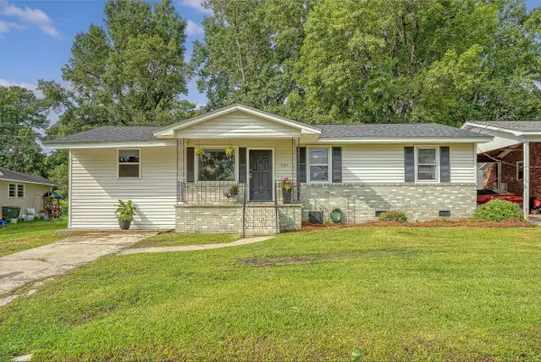 Hanahan, SC 29410,5909 Oak St