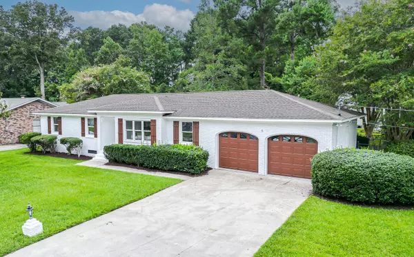 110 Tasker Dr, Summerville, SC 29485