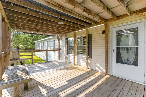 Summerville, SC 29483,250 W Medina St