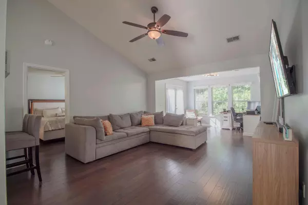 Summerville, SC 29485,114 Moon Shadow Ln