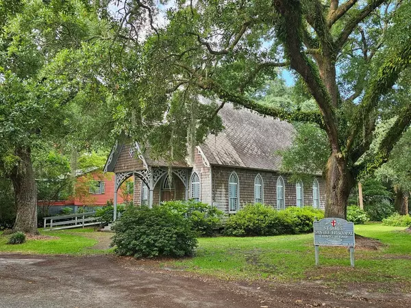 Mcclellanville, SC 29458,310 Drayton St