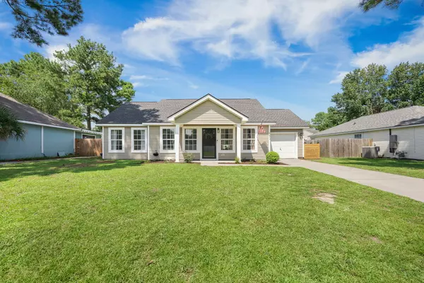 9873 Levenshall Dr, Ladson, SC 29456