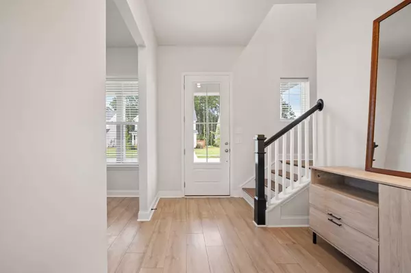 Summerville, SC 29485,136 Oyster Tide Ave