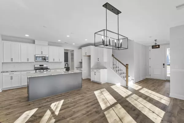 Summerville, SC 29486,323 Clipper Ct