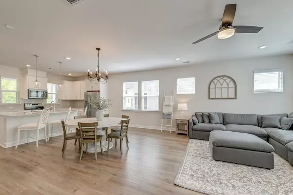 Johns Island, SC 29455,207 Winding River Dr