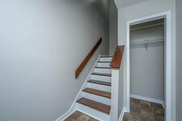 North Charleston, SC 29418,7945 Edgebrook Cir #Unit G