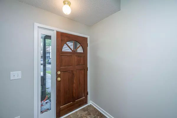 North Charleston, SC 29418,7945 Edgebrook Cir #Unit G