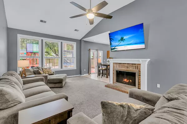 Summerville, SC 29485,713 Alwyn Blvd