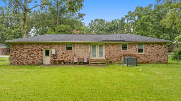 Ladson, SC 29456,109 Monroe Rd