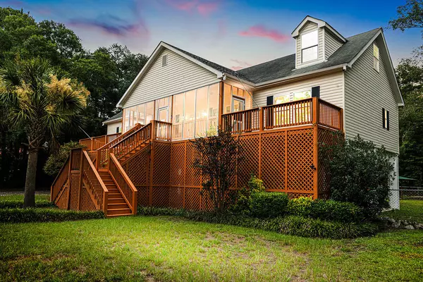 197 Hideaway Ln, Ridgeville, SC 29472