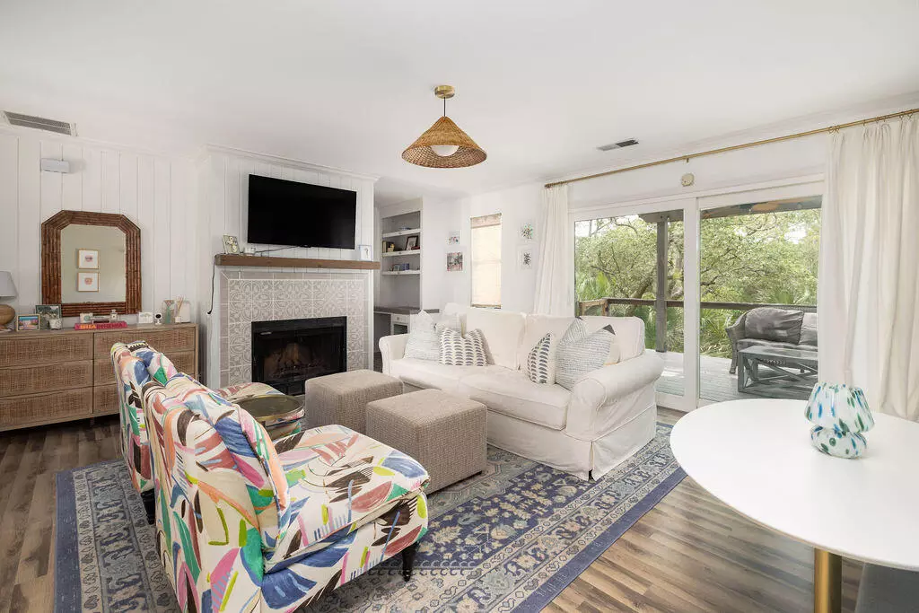 Mount Pleasant, SC 29464,1037 Marsh Court Ln