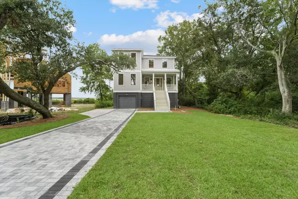 2038 Riverbend Dr, Charleston, SC 29412