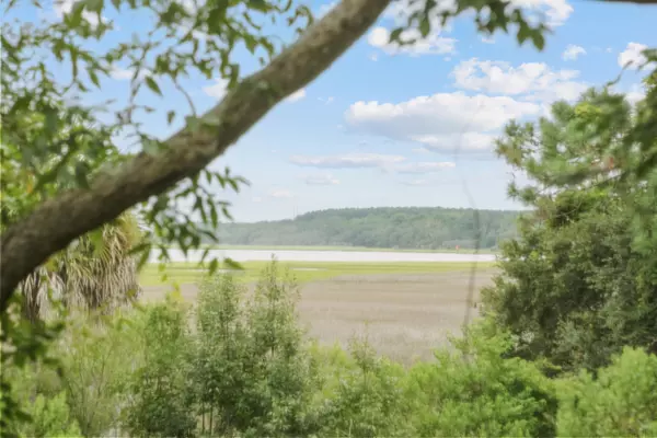 Charleston, SC 29412,2038 Riverbend Dr