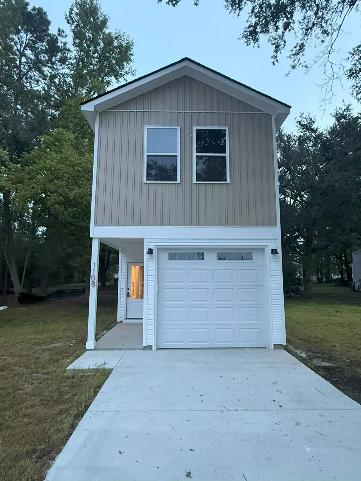 Goose Creek, SC 29445,110 Farm Rd #B