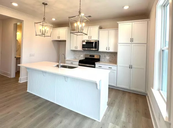 Ravenel, SC 29470,1340 Homecoming Blvd #Cc2-7-11