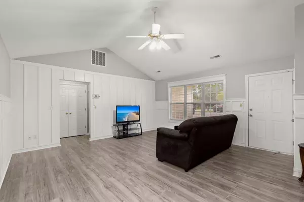 Summerville, SC 29486,109 Wisertia Ct