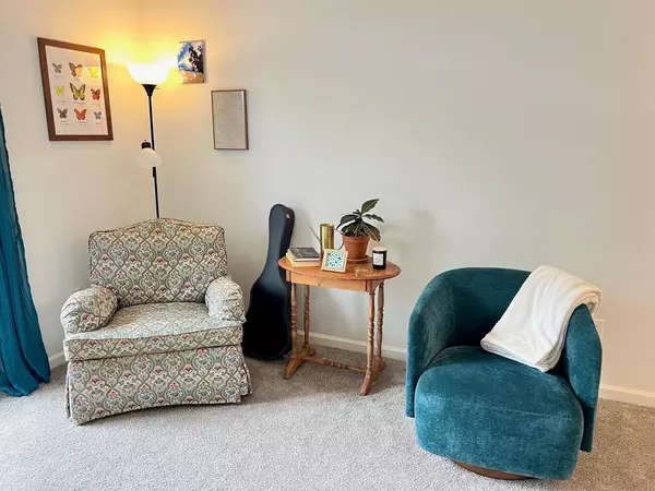 Daniel Island, SC 29492,130 River Landing Dr #7220