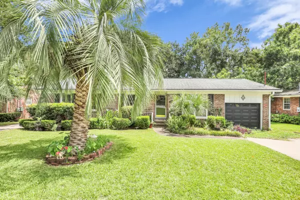 1225 Hillside Dr, Hanahan, SC 29410