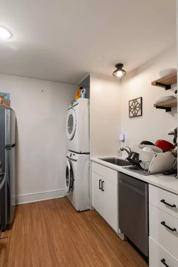 Mount Pleasant, SC 29464,1501 Ben Sawyer Blvd #1519