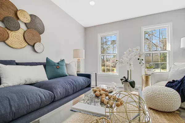 Summerville, SC 29485,305 Mayfield St