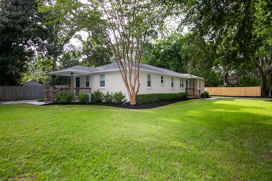2136 Parkway Dr #A & B, James Island, SC 29412