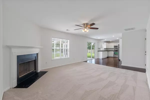 Summerville, SC 29483,205 Southport Dr