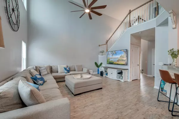 Summerville, SC 29486,763 Redbud Ln