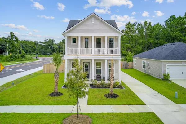 254 Red Bluff St, Summerville, SC 29483