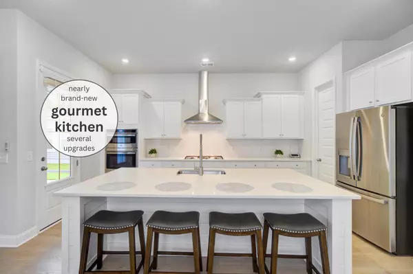254 Red Bluff St, Summerville, SC 29483