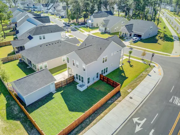 Summerville, SC 29483,254 Red Bluff St