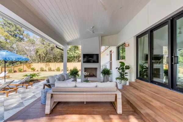 Mount Pleasant, SC 29464,690 Pelzer Dr