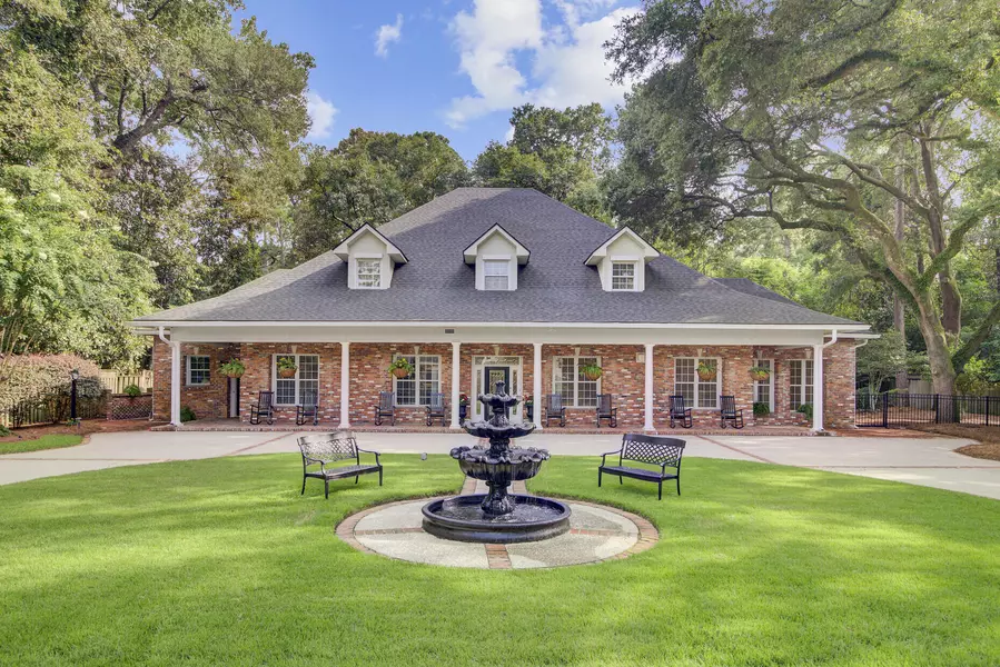 113 Tea Farm Rd, Summerville, SC 29483